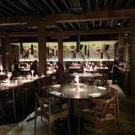 บรรยากาศ Sake Restaurant  The Rock