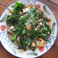 เมนูของร้าน ครัวเจ๊หนุ่ย
