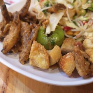 เมนูของร้าน ตำแหล Siam Square One