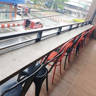 Burgers and Springrolls