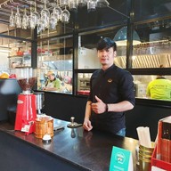 Burgers and Springrolls