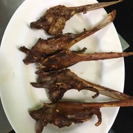 ลาบร้อยเอ็ดเสือเคหะ