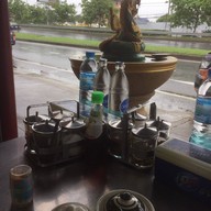 ร้านรสไท