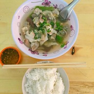 ไก่บ้านต้มน้ำปลา จ่าตุ๊ สาขา3 หน้าซีเจ มอร์ (สุภาพงษ์1แยก3-3)