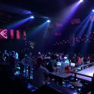 โรบอท 2029 ผับ