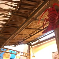 บรรยากาศ Saucey Chicken and Beer Bomb