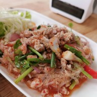ตำแซ่บสุด Limelight ภูเก็ต