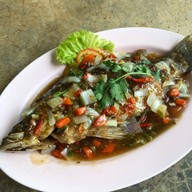 เมนูของร้าน ริมรั้วซีฟู้ด