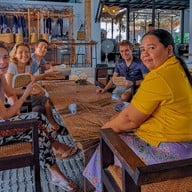 บรรยากาศ หัตถกรรมกระจูดวรรณี VARNI