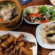 เมนูของร้าน แกงป่า(ลุงสง่า) ซอยวัดบัวขวัญ