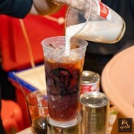 เมนูของร้าน ลุงเงินกาแฟหม้อดิน สาขาไอคอนสยาม