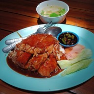 เมนูของร้าน ข้าวขาหมูเยอรมัน (แห่งเดียวในโลก)