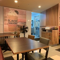 บรรยากาศ Black Canyon อิมแพค เมืองทอง