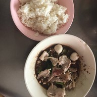 ร้านก๋วยเตี๋ยวเรืออยุธยาอ๊อดเจ้าเก่า สาขา1 เคหะร่มเกล้า
