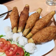 เมนูของร้าน แดงแหนมเนือง ในเมือง