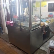 หน้าร้าน ข้าวมันไก่ท่าพระ ลิ่มซัง แยกท่าพระ