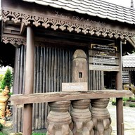 พิพิธภัณฑ์ผ้าทองคำ