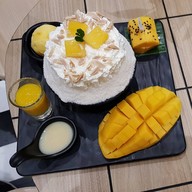 เมนูของร้าน Make Me Mango CentralWorld
