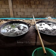 ศูนย์ผ้าหมักโคลน บ้านนาต้นจั่น