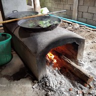 ศูนย์ผ้าหมักโคลน บ้านนาต้นจั่น