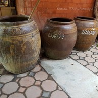 ศูนย์ผ้าหมักโคลน บ้านนาต้นจั่น