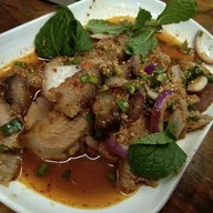 เมนู สเต็กลุงหนวด กันตนา