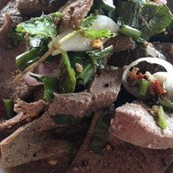 เมนูของร้าน ส้มตำเจ๊ลักษณ์