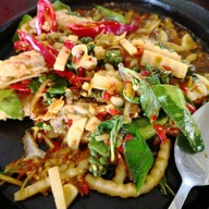 เมนูของร้าน ครัวนาเกลือ