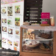 บรรยากาศ ข้าวเปียกเส้นกองบิน ข้าวเปียกเส้นกองบิน