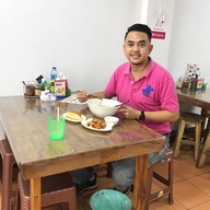 บรรยากาศ ข้าวเปียกเส้นกองบิน ข้าวเปียกเส้นกองบิน