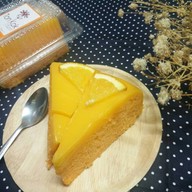 เค้กต้นกก อโศก