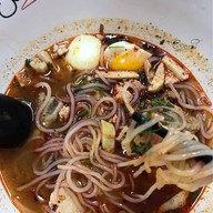 เมนูของร้าน ข้าวเปียกเส้นกองบิน ข้าวเปียกเส้นกองบิน