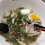 เมนูของร้าน ข้าวเปียกเส้นกองบิน ข้าวเปียกเส้นกองบิน