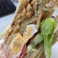 ฟาร์มเฮ้าส์ อารีย์