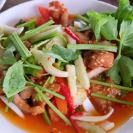 เมนูของร้าน สวนอาหารนวลจันทร์