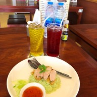 เมนูของร้าน ข้าวมันไก่นายปอ บ้านโป่ง