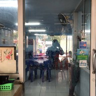 ลุงป้า อีสานกันเอง ปทุมธานี