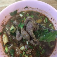 เมนูของร้าน พิกุลทองจิ้มจุ่มจานด่วน