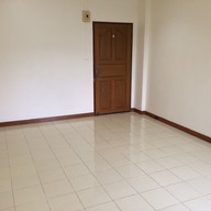 จีรวิชญ์ นรนาถตระกูล