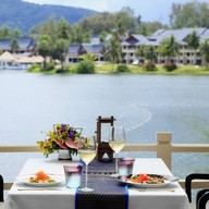 บรรยากาศ Ruen  Thai