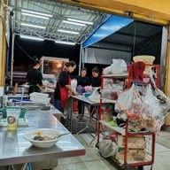 บรรยากาศ บะหมี่ 60 ปี ถนนบรมราชชนนี