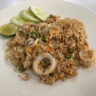 อีสานแซ้บแซ่บ