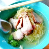 เมนูของร้าน บะหมี่ 60 ปี ถนนบรมราชชนนี