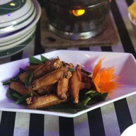 เมนูของร้าน Three Mangoes ปิ่นโต take away บางแค