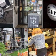 บรรยากาศ อิ่มหมี to go ลาดปลาเค้า