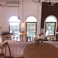 TREAT Cafe & Hangout