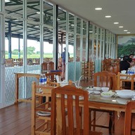 เรือนริมนา