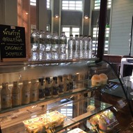 หน้าร้าน Golden Coffee by Golden Place อาคารนิทรรศน์รัตโกสินทร์