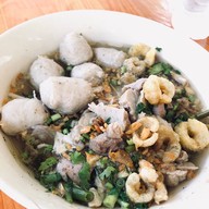 ก๋วยเตี๋ยวป้านา