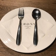 บรรยากาศ Cross House & Deli